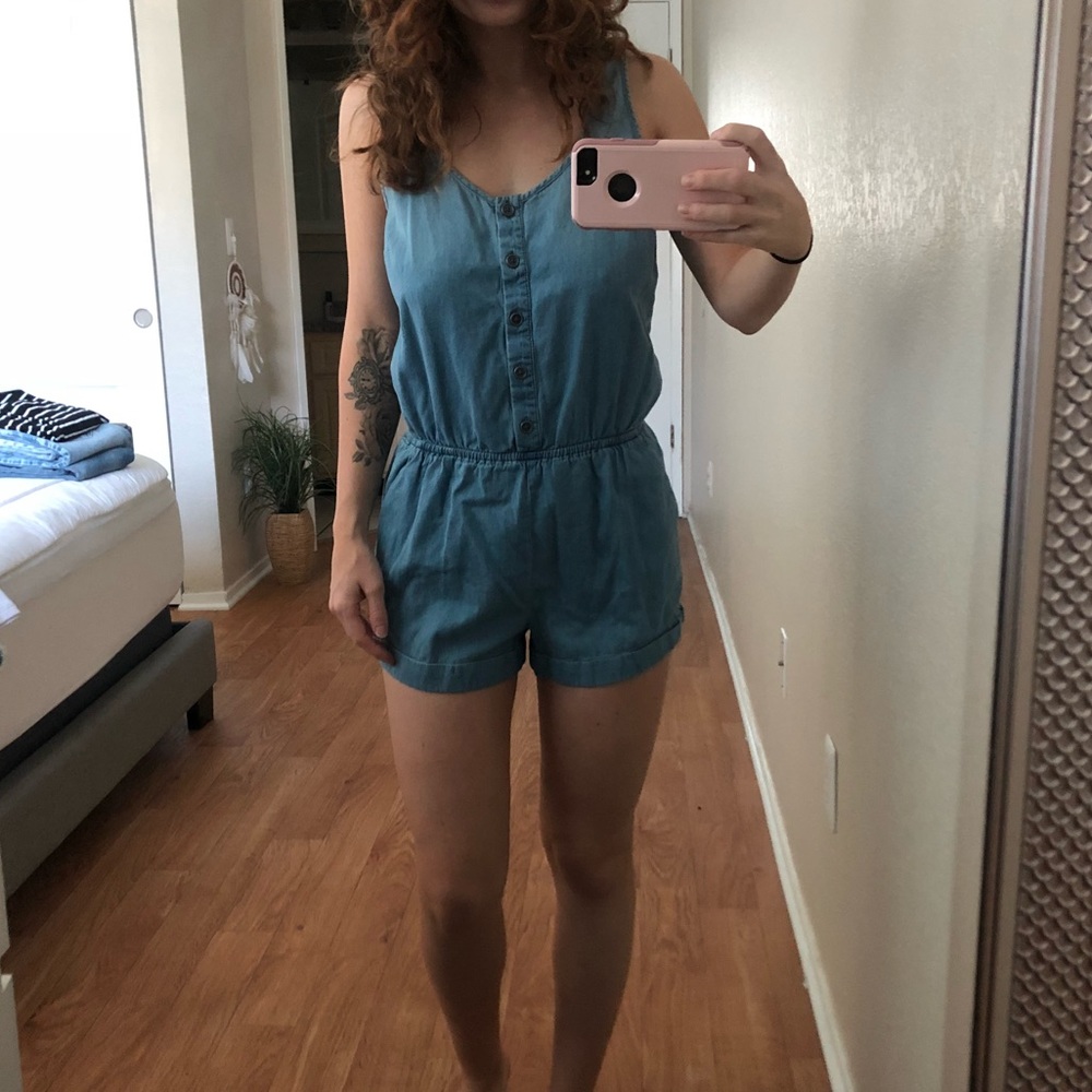 Forever 21 denim romper size small